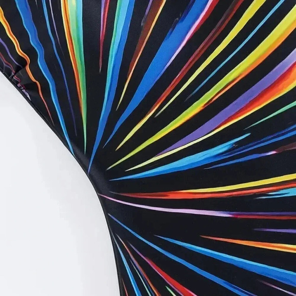 Stripe Print Square Neck One Piece Swimsuit (MULTICOLOR) - Picture 3 of 5
